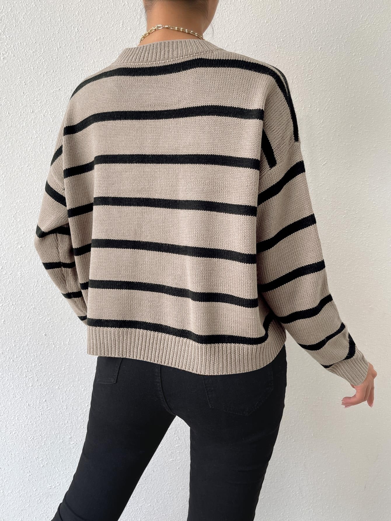 Suéter Feminino listrado gola redonda Lolla
