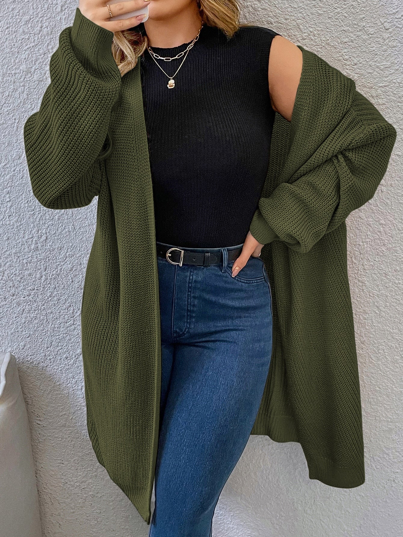 Cardigan Feminino em tricô Gabriela. Plus Size