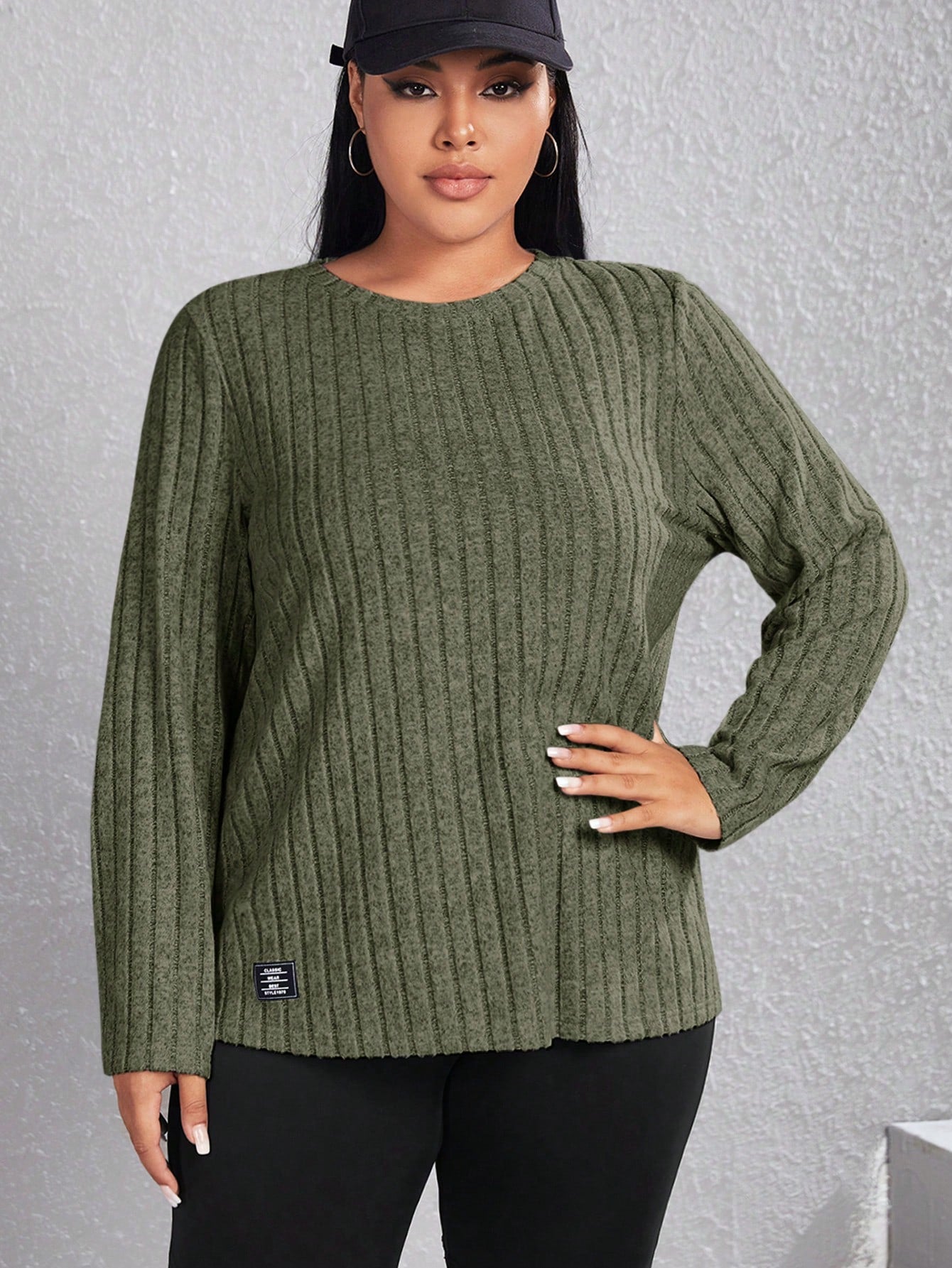 Blusa Feminina Básica Gola Redonda – Evanna Plus Size