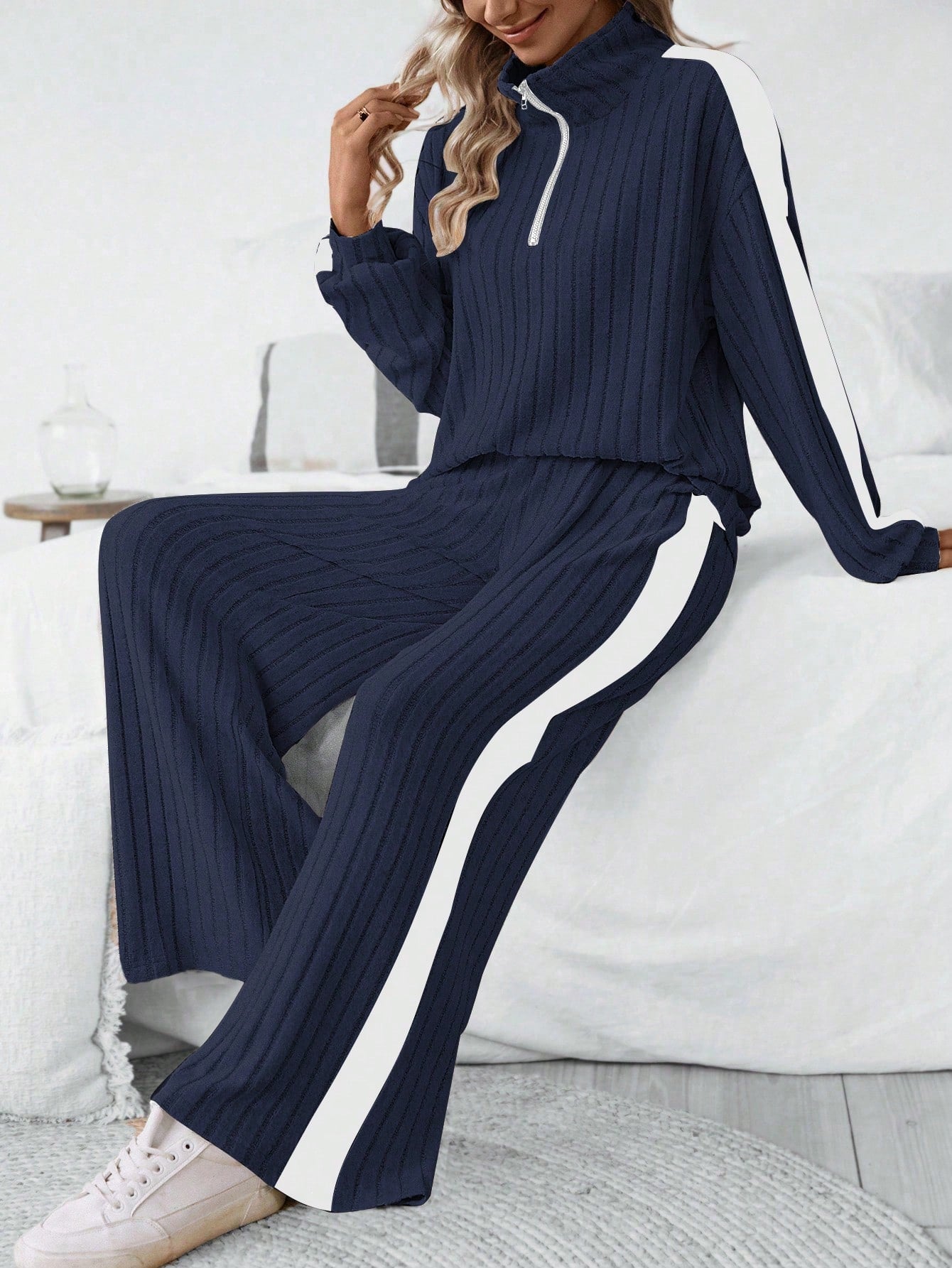 Conjunto feminino canelado com zíper frontal Grecia