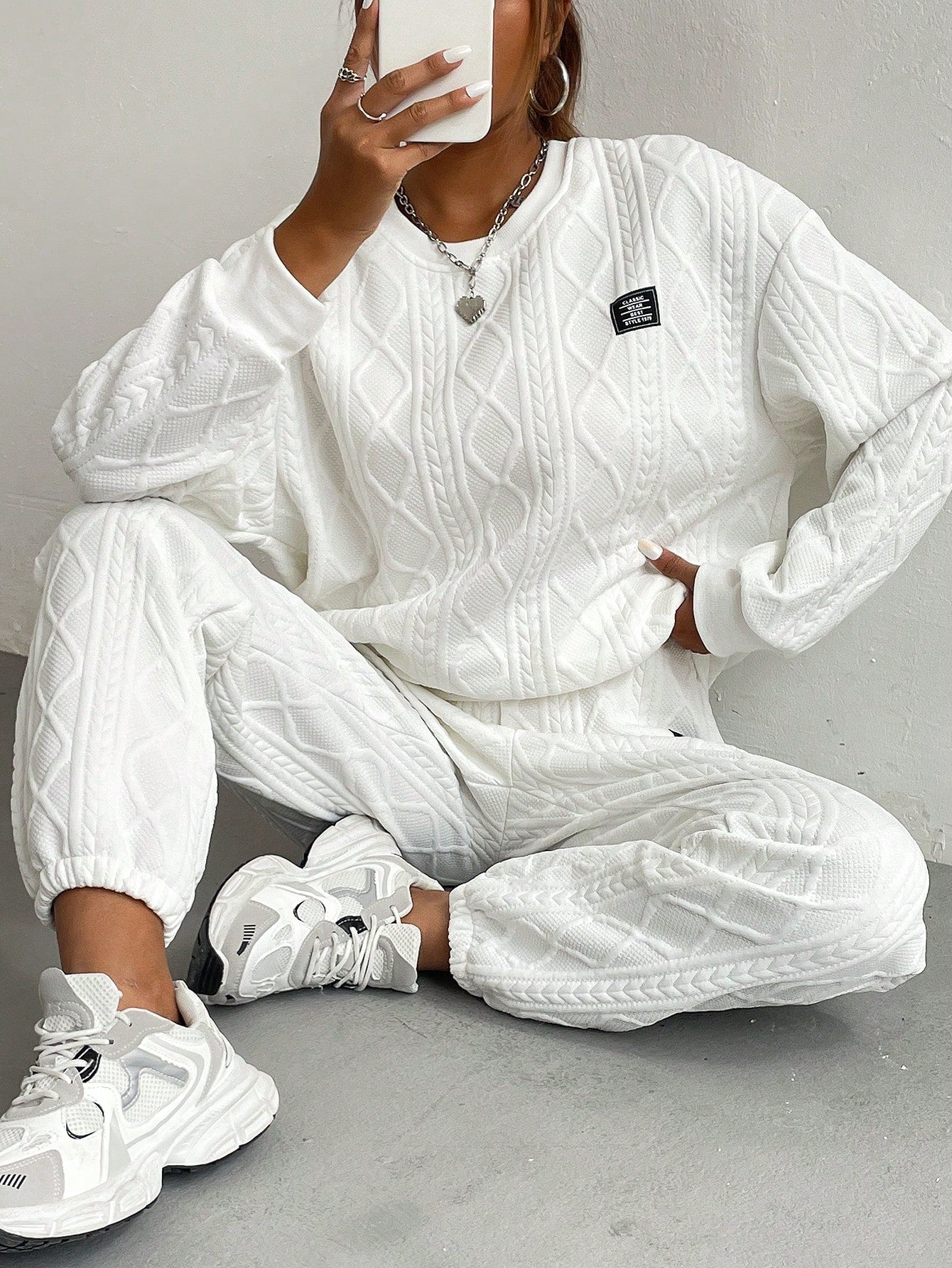 Conjunto feminino de moletom texturizado Arelis