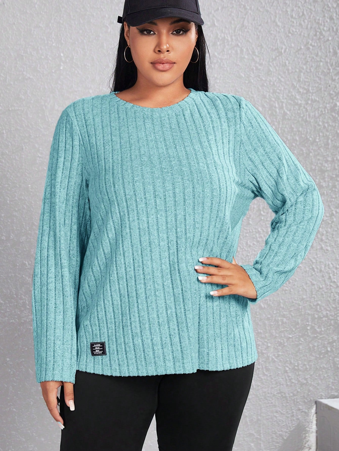 Blusa Feminina Básica Gola Redonda – Evanna Plus Size