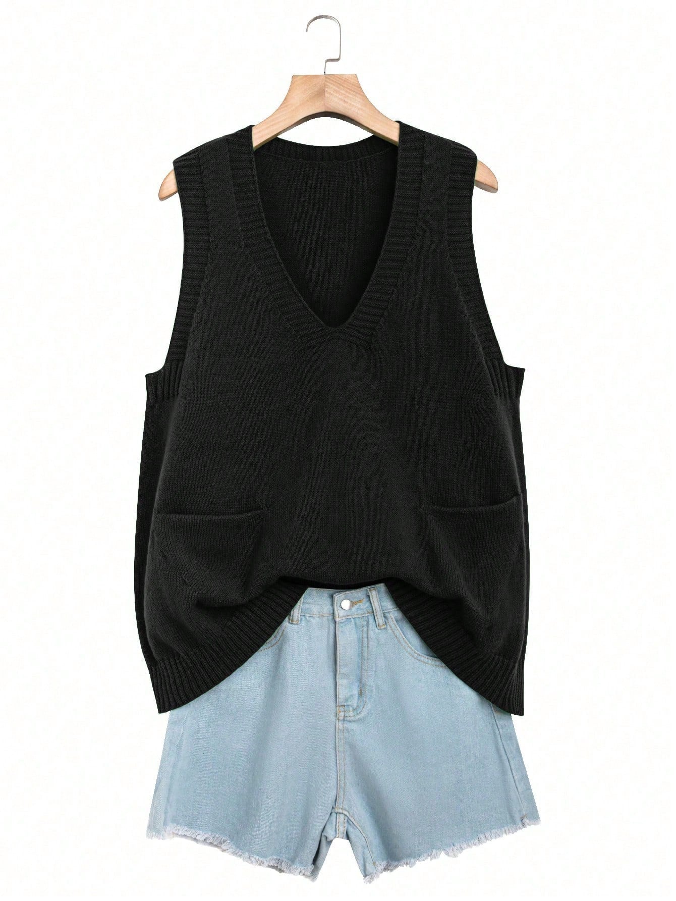 Colete Feminino gola V com bolso frontal Danielly. Plus Size