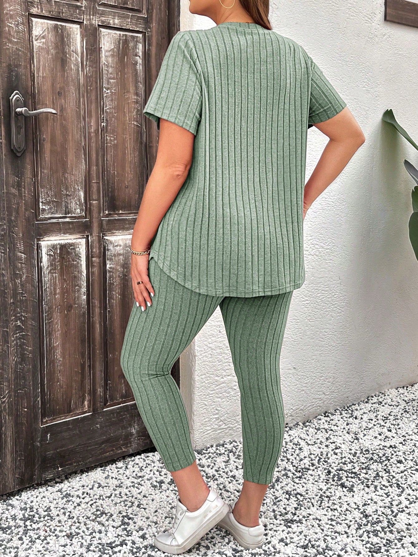 Conjunto feminino canelado Vannesa. Plus Size