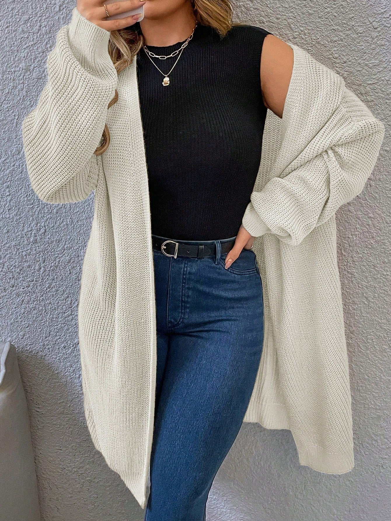 Cardigan Feminino em tricô Gabriela. Plus Size