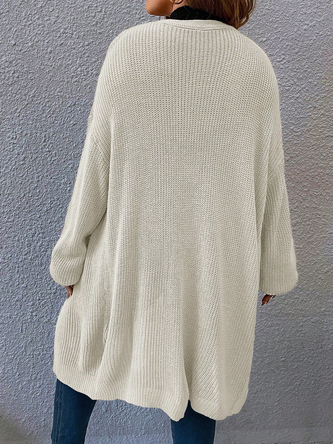 Cardigan Feminino em tricô Gabriela. Plus Size