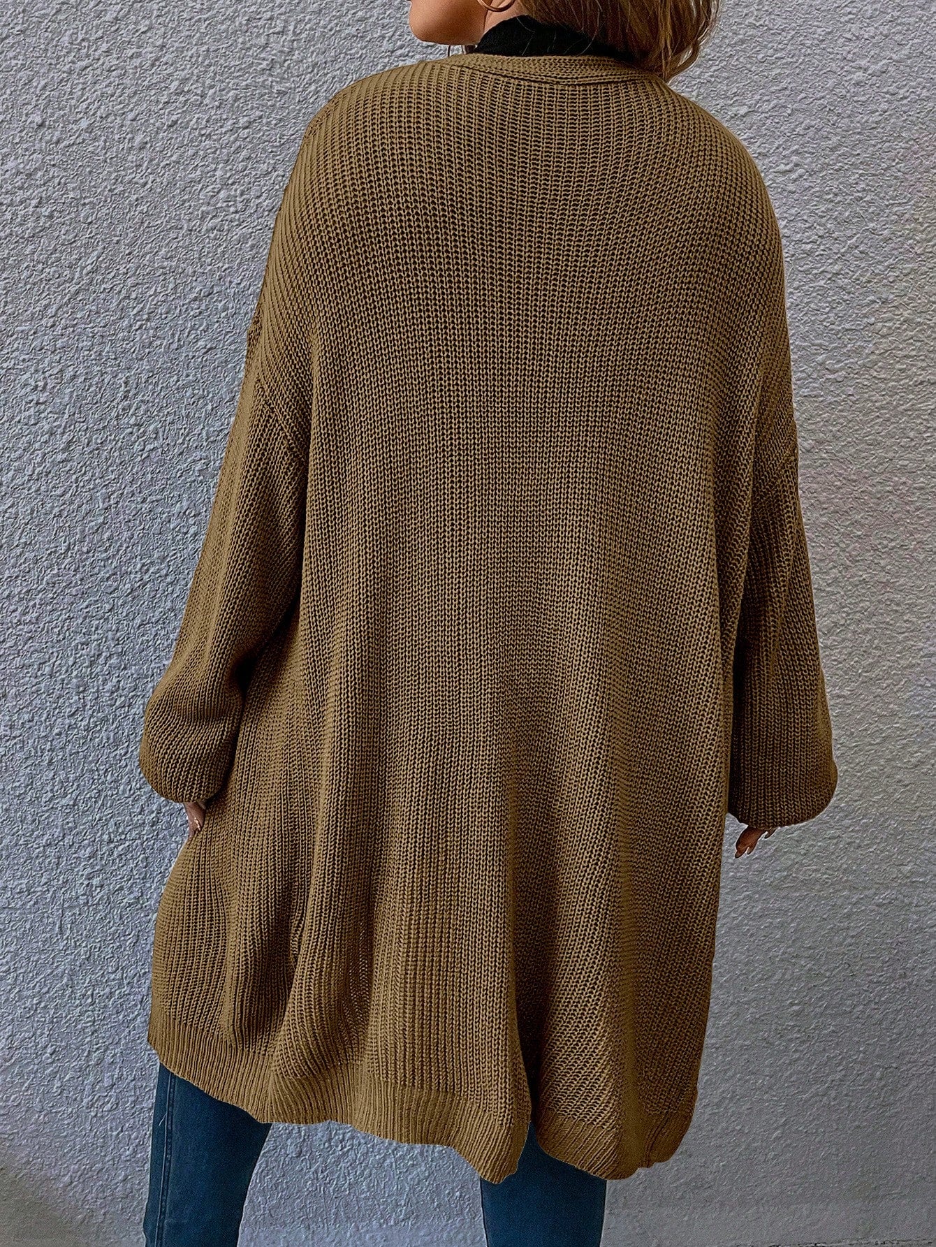 Cardigan Feminino em tricô Gabriela. Plus Size
