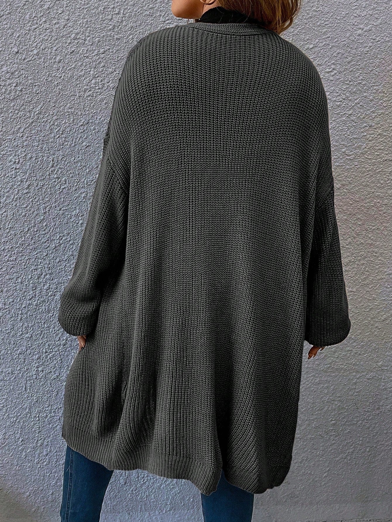 Cardigan Feminino em tricô Gabriela. Plus Size