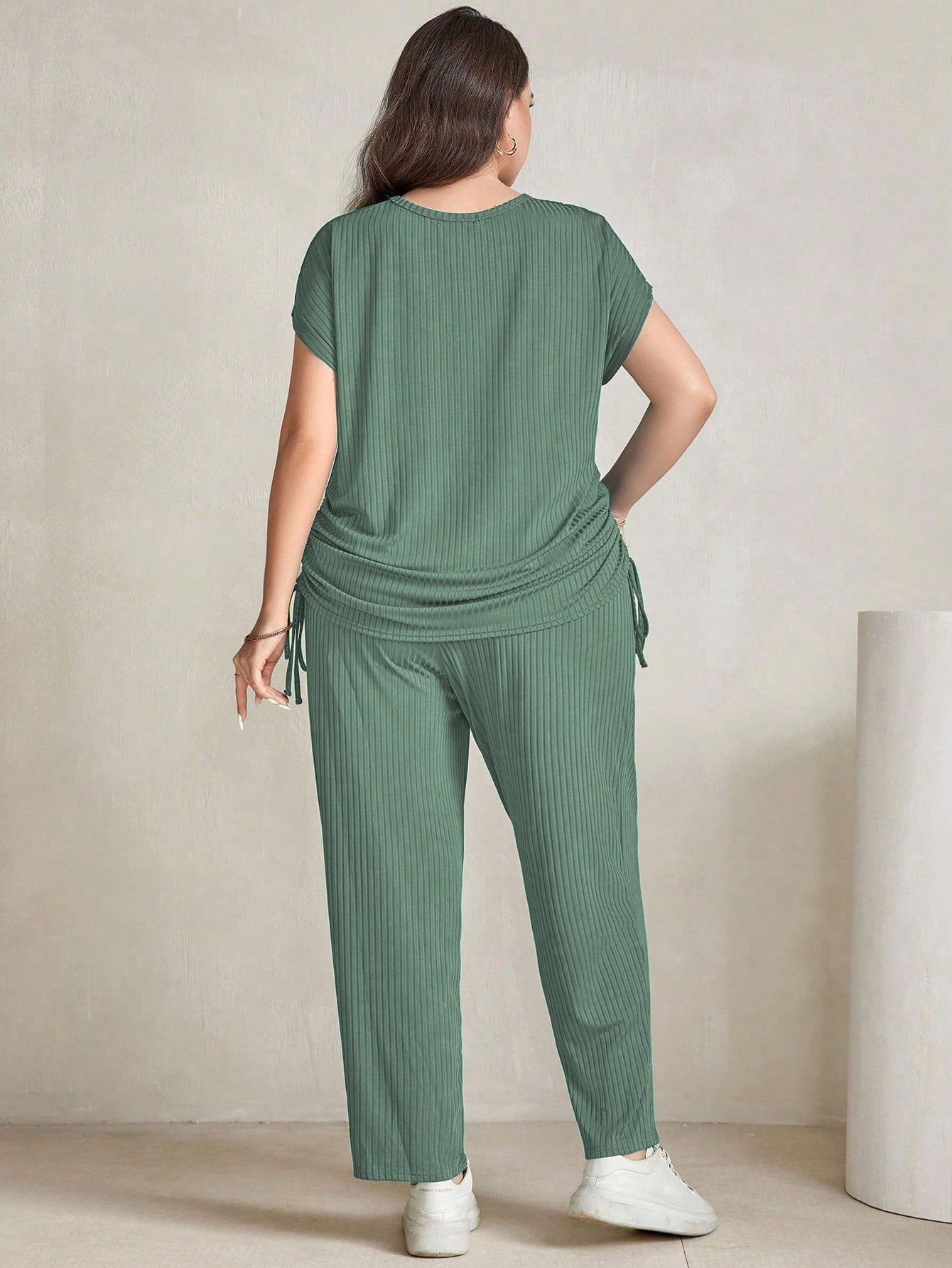 Conjunto Feminino De Calça E Blusa Manga Curta Shelly Plus Size