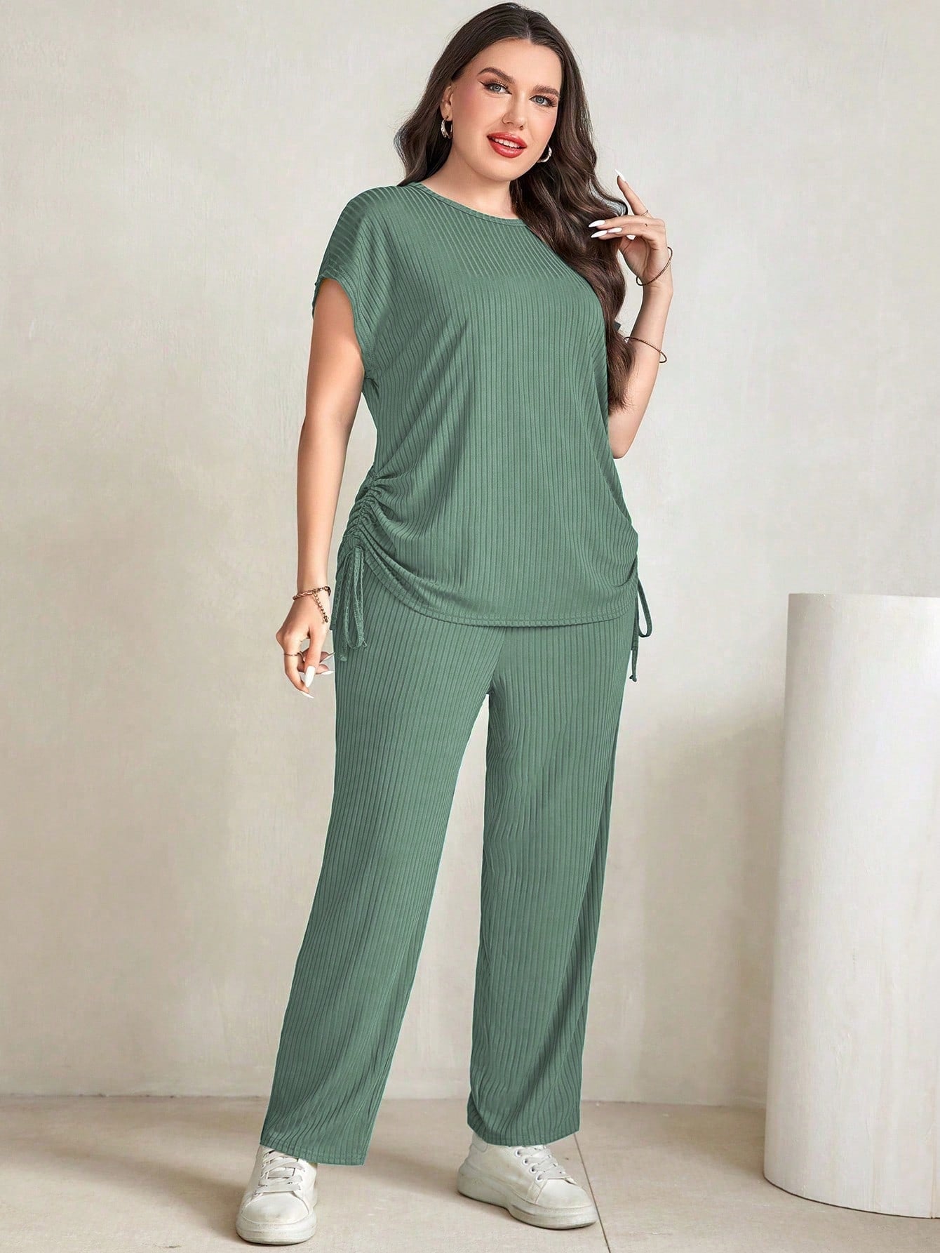 Conjunto Feminino De Calça E Blusa Manga Curta Shelly Plus Size