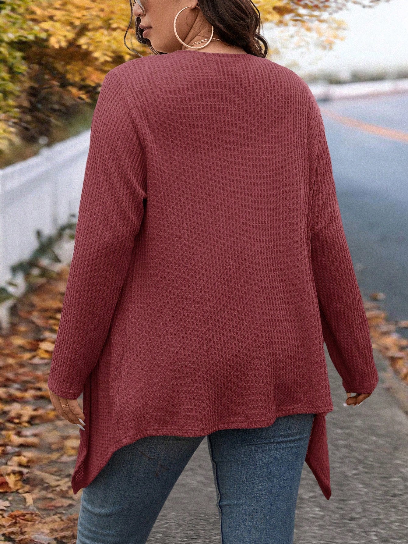 Candigan Feminina com Design de Colarinho Assimétrico - Ammy. Plus Size