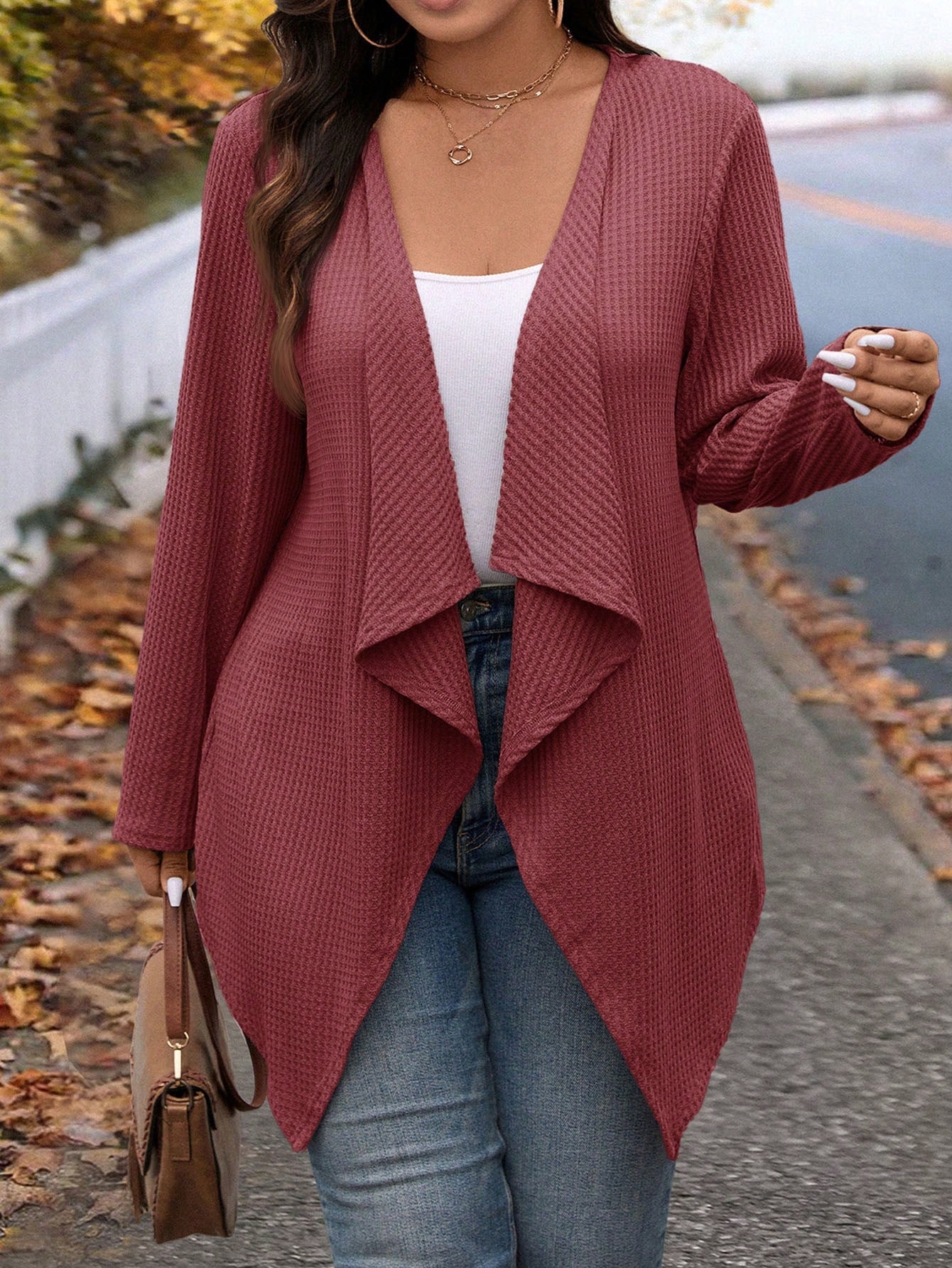 Candigan Feminina com Design de Colarinho Assimétrico - Ammy. Plus Size