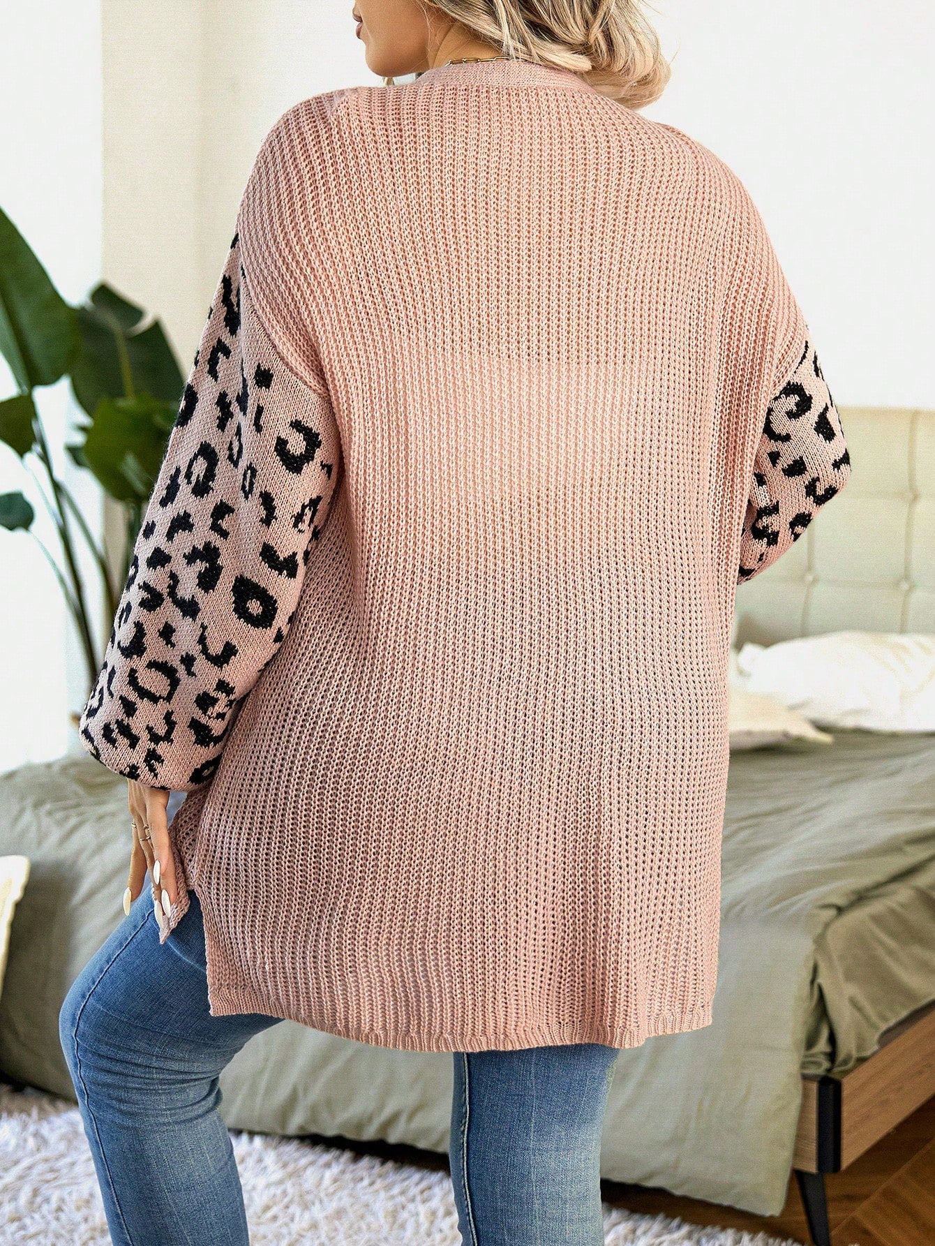 Cardigan Feminina com Manga Estampa de leopardo. Plus Size