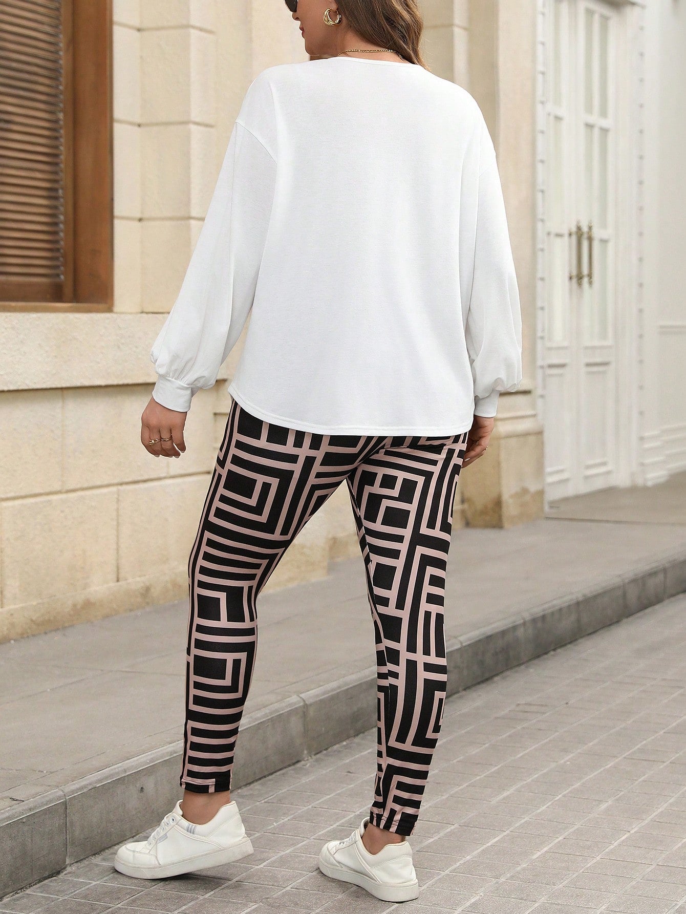 Conjunto Feminino Camiseta Listrada e Legging - Mirna Plus Size