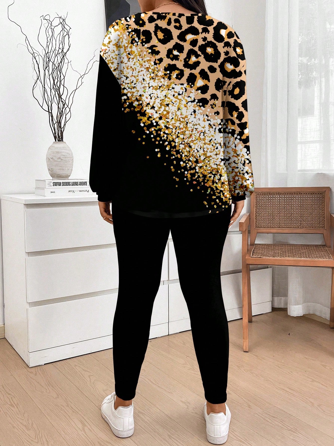 Conjunto Feminino Camiseta Listrada e Legging - Mirna Plus Size
