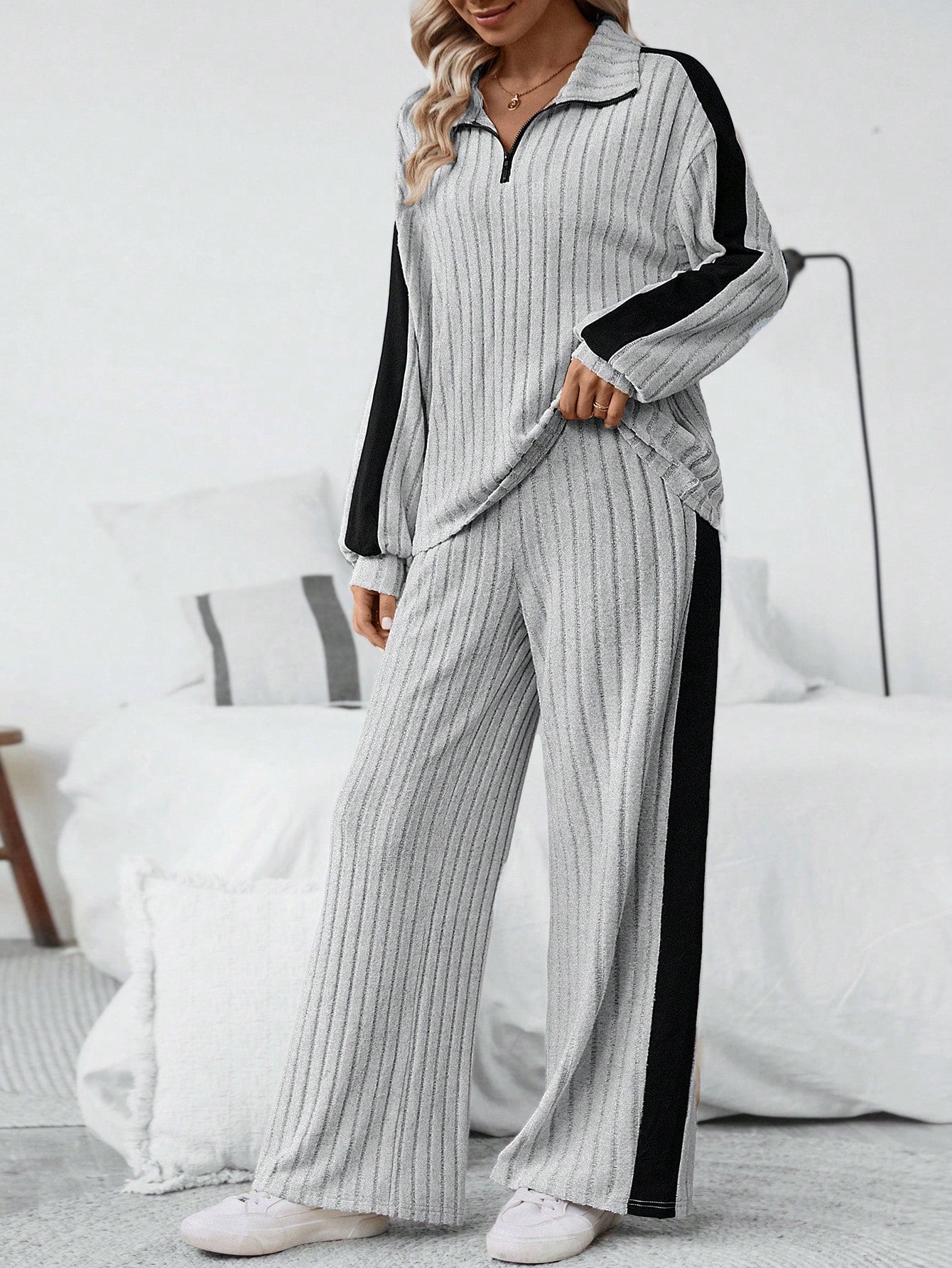 Conjunto feminino canelado com zíper frontal Grecia