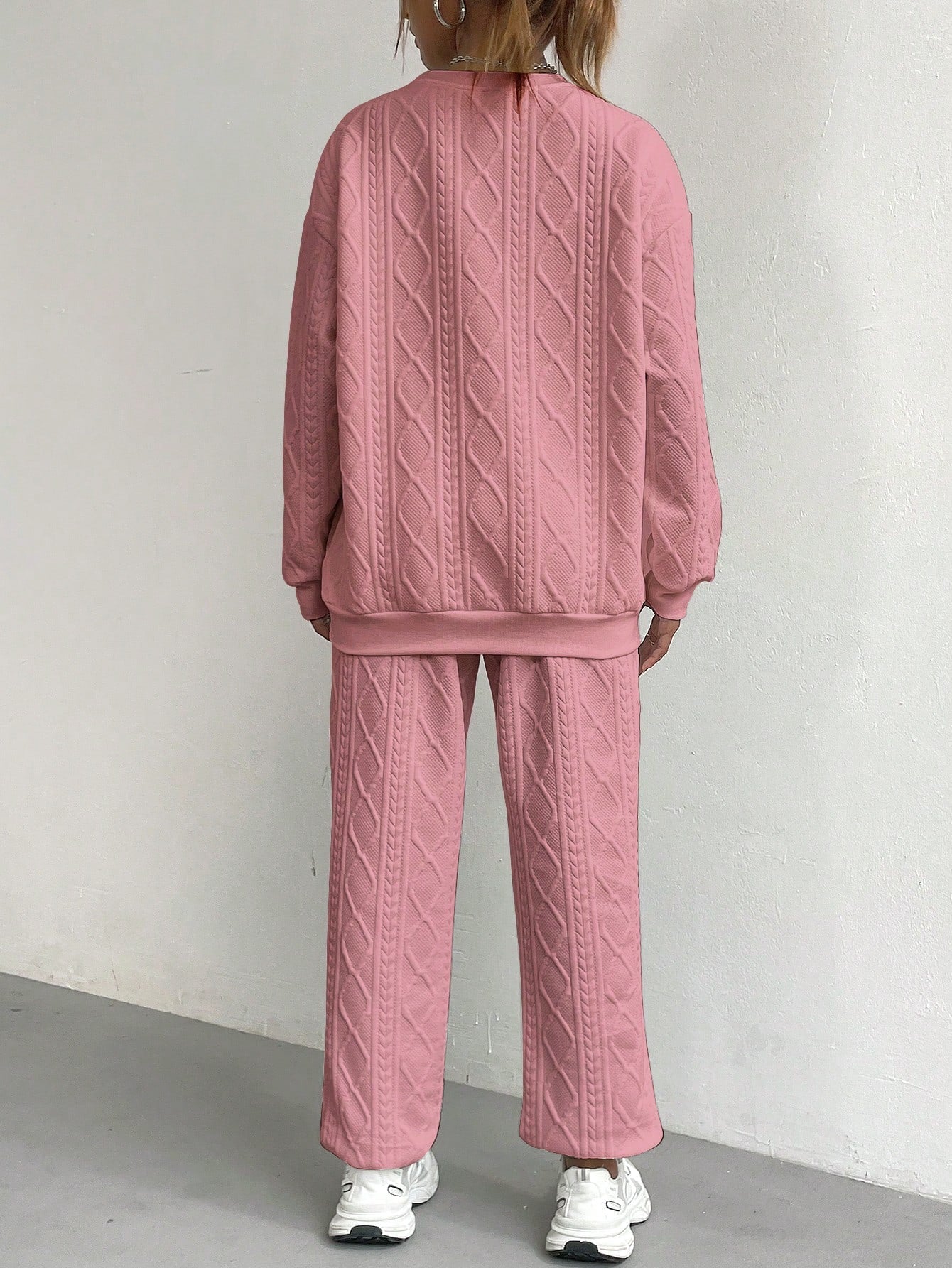 Conjunto feminino de moletom texturizado Arelis