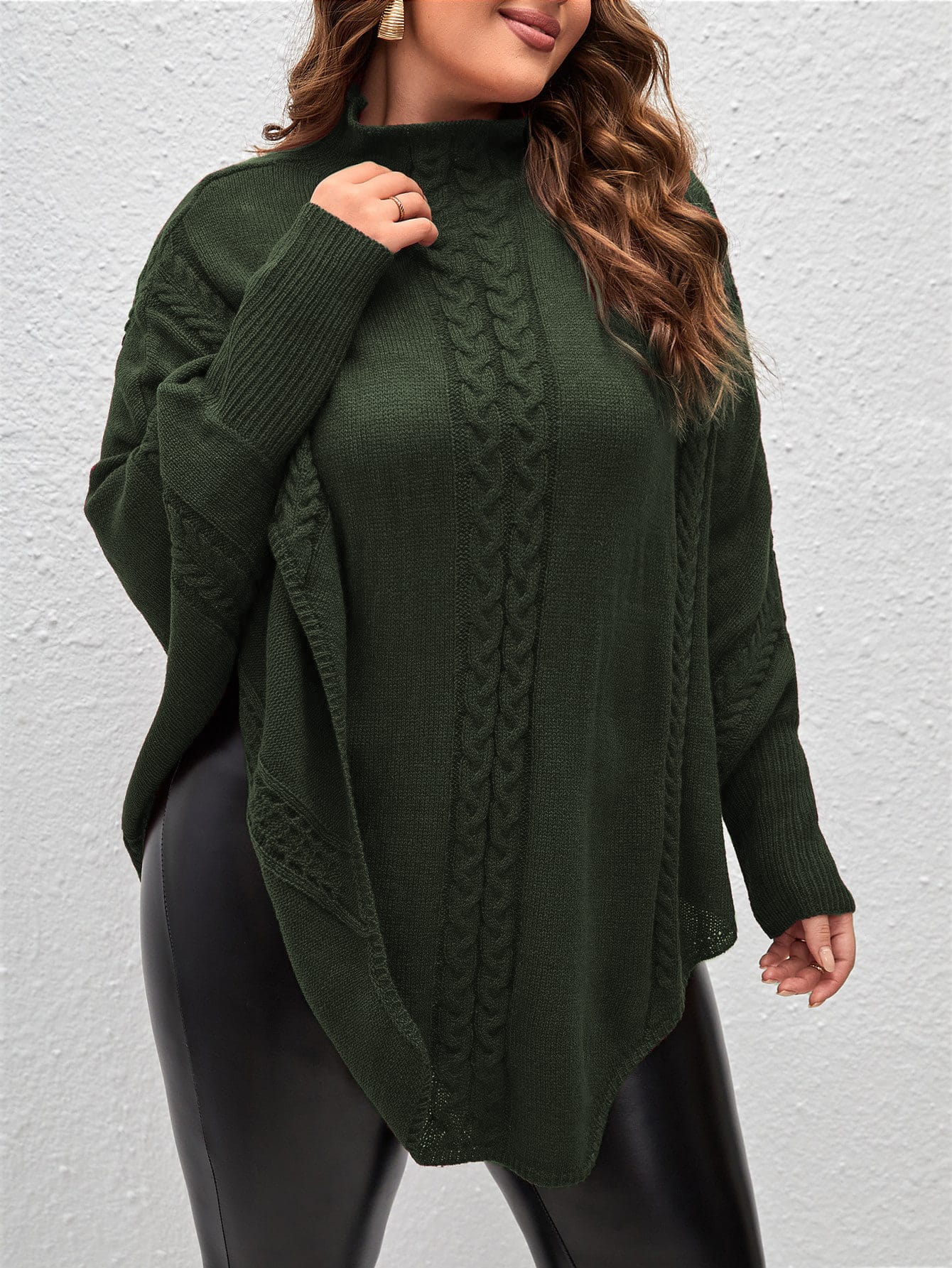 Suéter Feminina Casual em tricô Sayuri. Plus Size