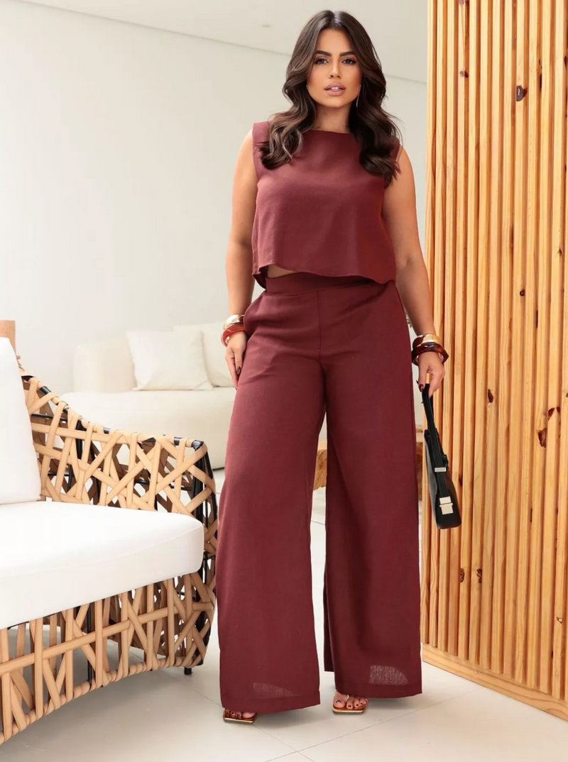 Conjunto feminino de blusa manga curta e calça Telma.