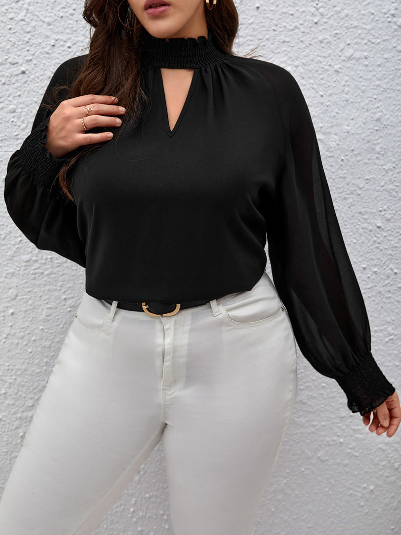 Blusa Feminina manga longa e detalhe no pescoso Nakary. Plus Size