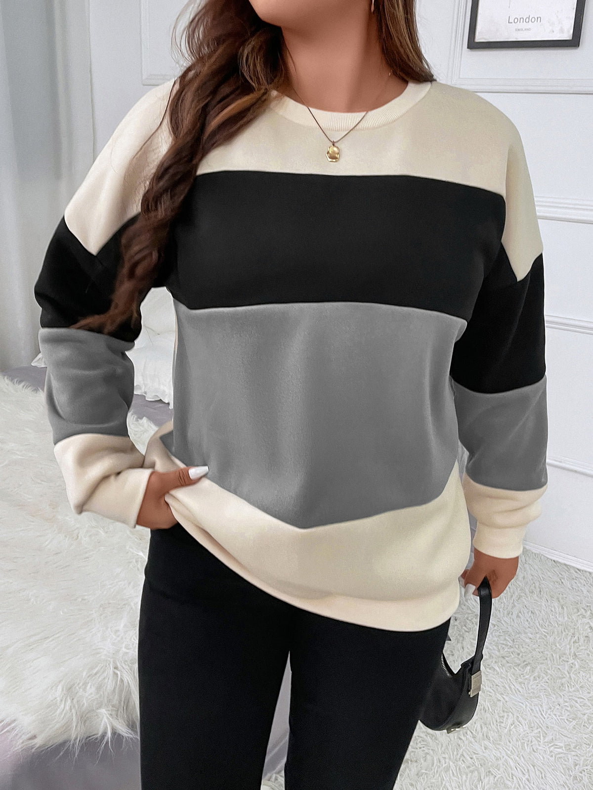 Suéter Feminino blocos de cor Fausta. Plus Size