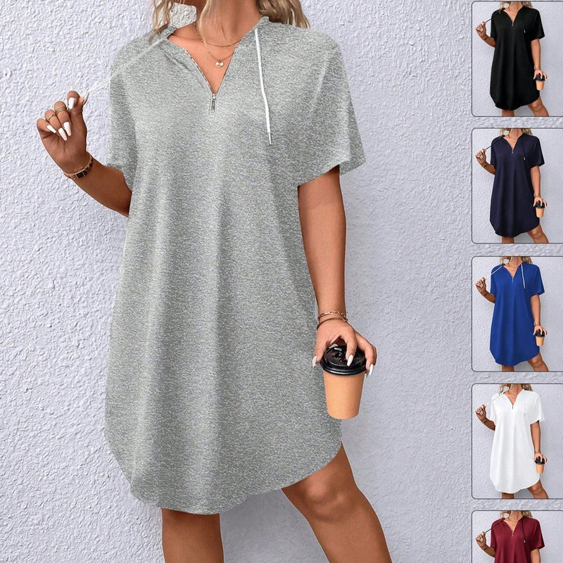 Vestido Feminino Liso com zíper e Capuz. Plus Size