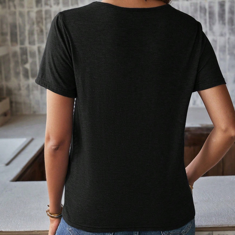 Blusa Feminina Listrada Com Bolso Frontal Daria