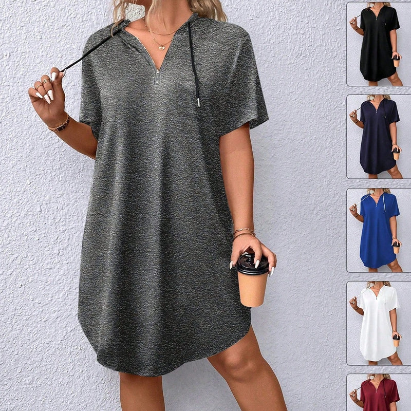 Vestido Feminino Liso com zíper e Capuz. Plus Size