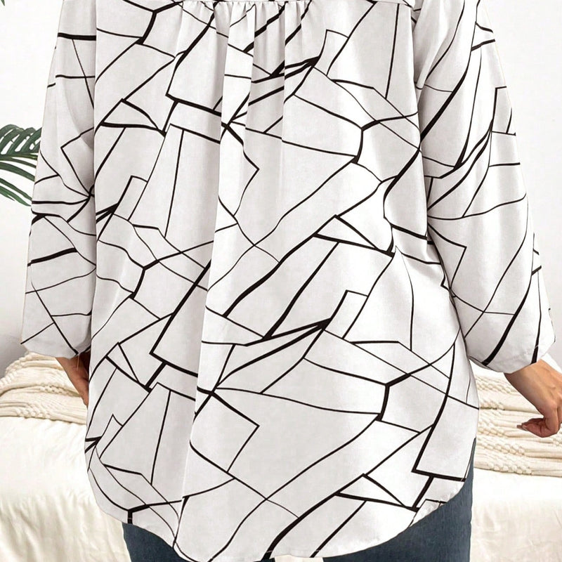 Camisa Feminina com estampa geométrica e manga dobrável Pierina. Plus Size