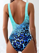 Maiô feminino com estampa animal print e cores brilhantes Helena