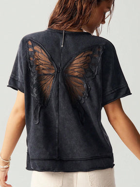 Camiseta Feminina  Estilo Solto com Borboleta Vazada - Jacky