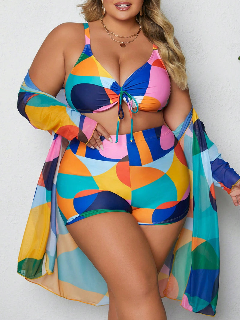 Conjunto Feminino com Shorts, Maiô e Kimono de Estampa Abstrata - Larissa. Plus Size