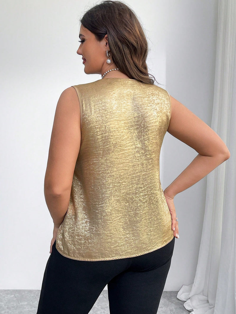 Blusa feminina dourada gola V sem mangas Fausta. Plus Size