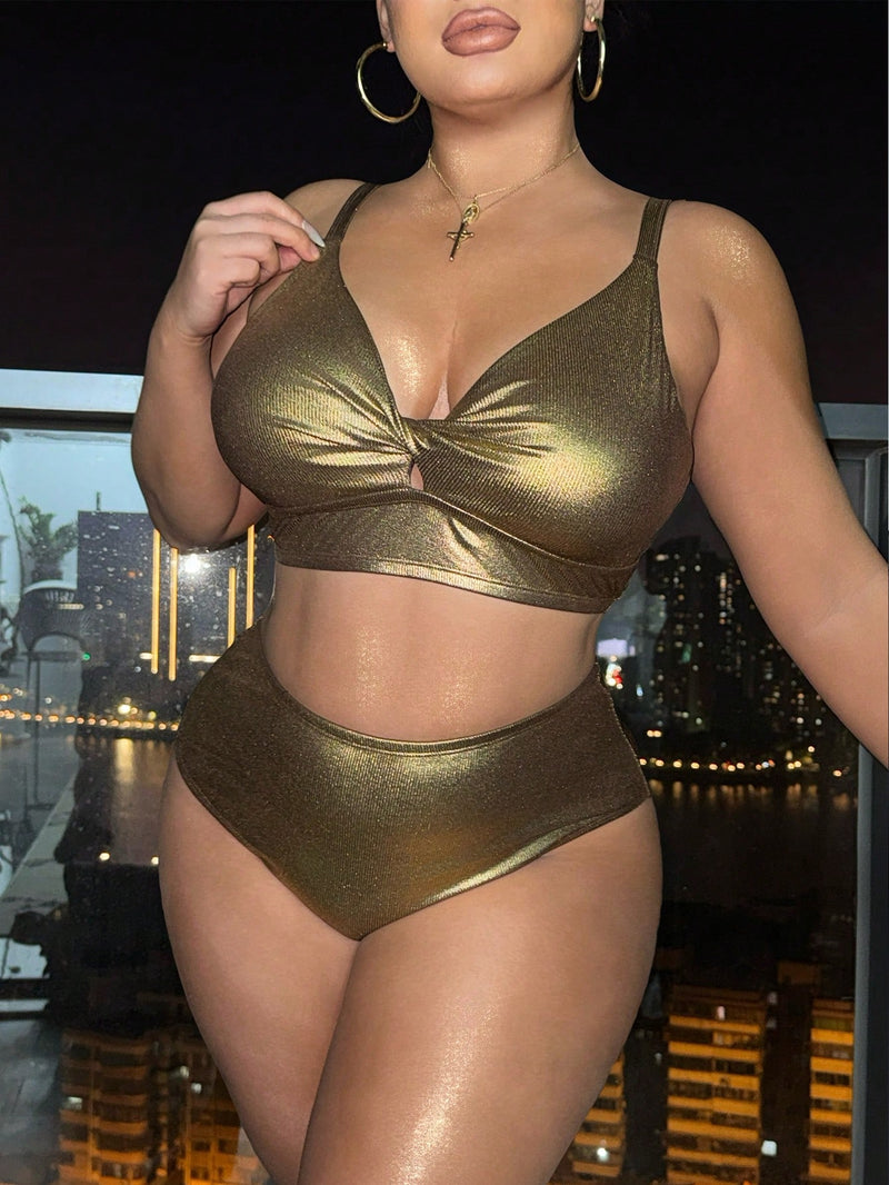 Biquini feminino cintura alta dourado Pâmela. Plus Size