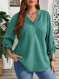 Blusa Feminina de mangas dobradas com gola entalhada - Lidia. Plus Size