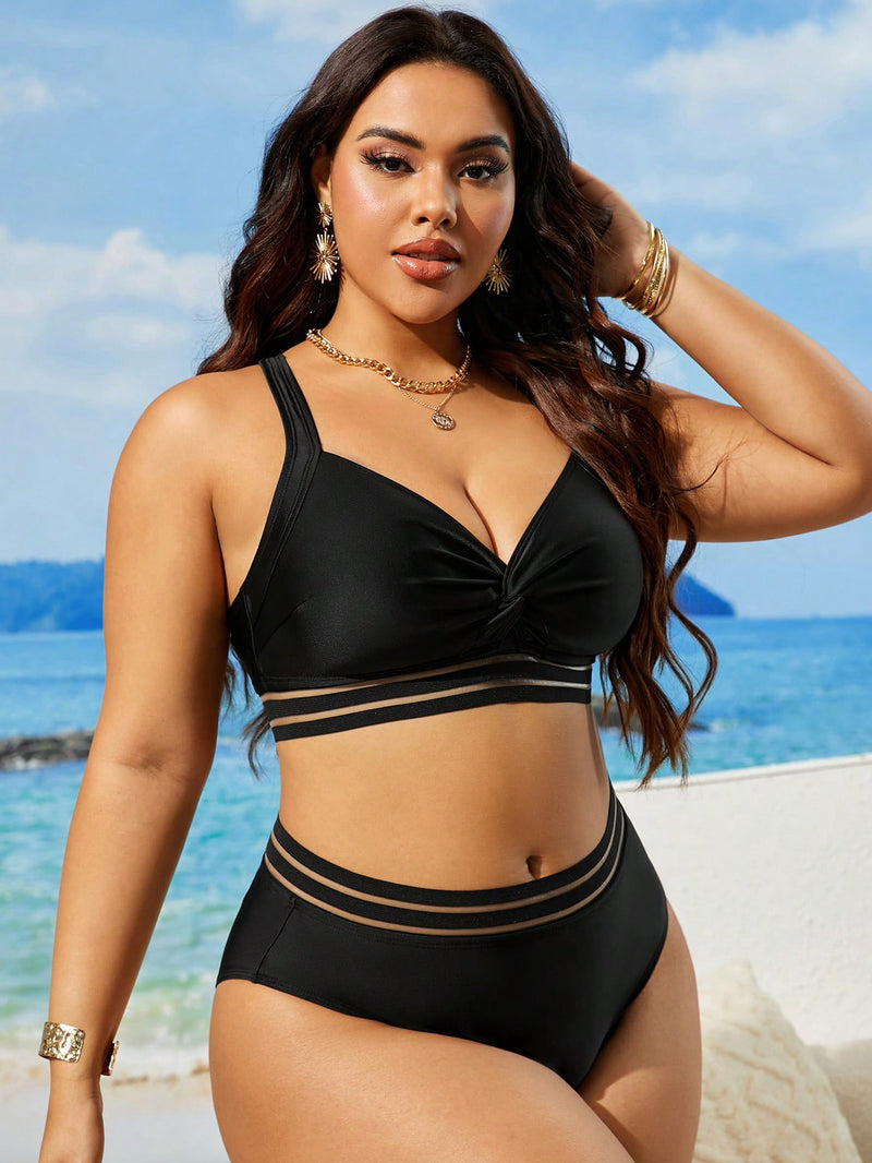 Biquíni Feminino com torção Frontal  - Kalena. Plus Size.