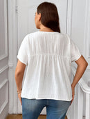 Blusa Feminina com Recorte em Renda - Dafne. Plus Size