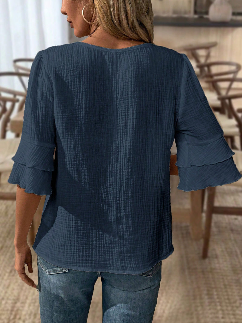Blusa Casual Feminina com Manga Curta e Detalhes Plissados - Vanessa