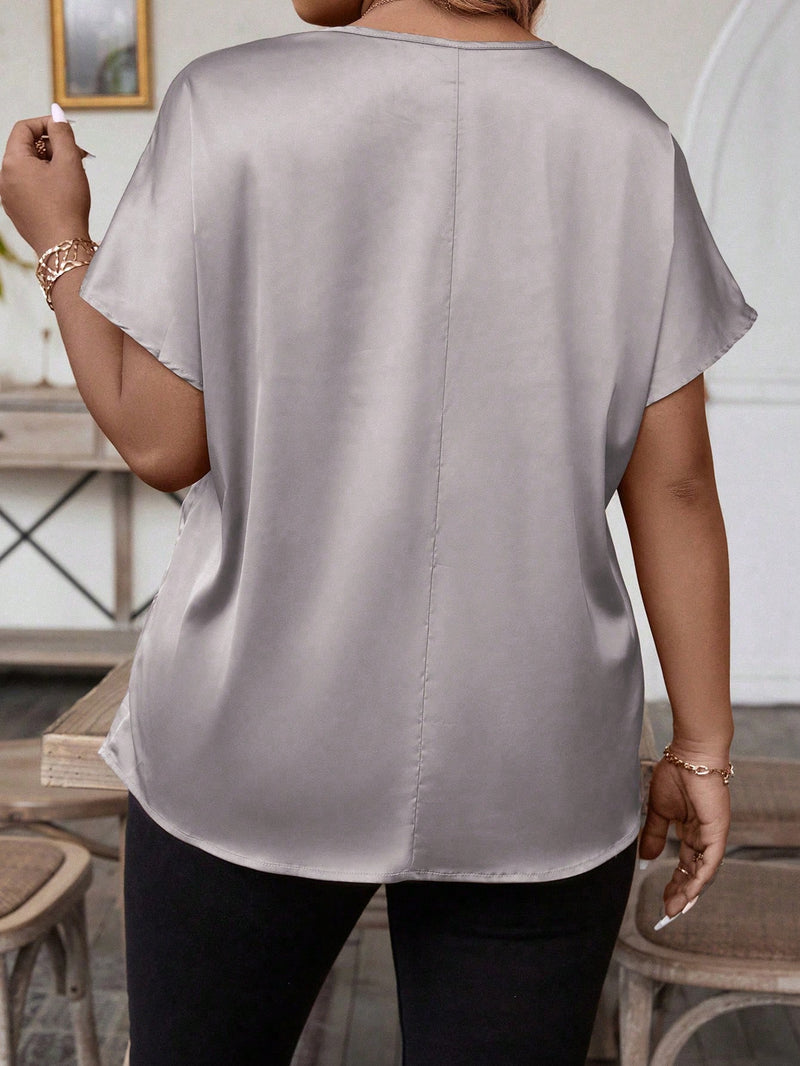 Blusa Feminina com Caimento Solto e Estilo Versátil. Renata - Plus Size