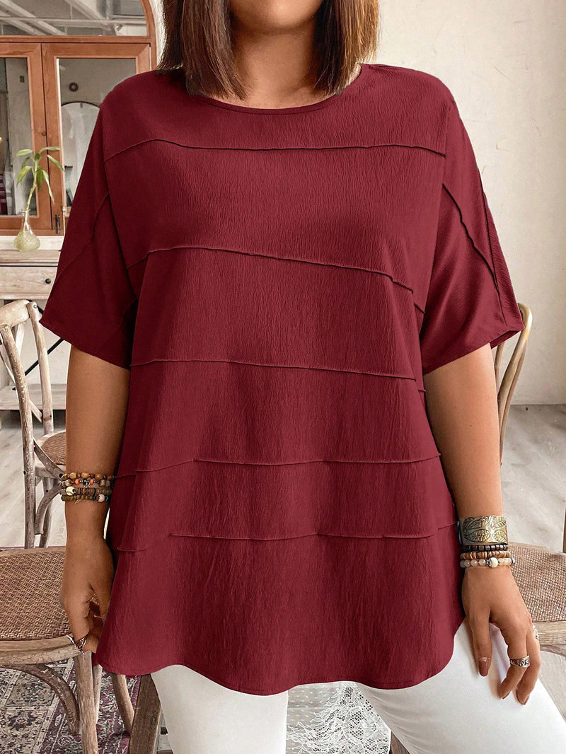 Blusa Feminina com Detalhe de Pregas e Manga Morcego - Clara. Plus Size