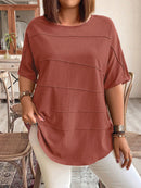 Blusa Feminina com Detalhe de Pregas e Manga Morcego - Clara. Plus Size