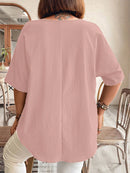 Blusa Feminina com Detalhe de Pregas e Manga Morcego - Clara. Plus Size