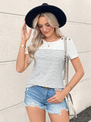 Camisa Feminina Listrada com Detalhe De Botão - Doralice