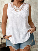 Camisa Regata Feminina com Recortes de Renda - Charlotte. Plus Size