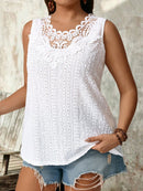 Camisa Regata Feminina com Recortes de Renda - Charlotte. Plus Size