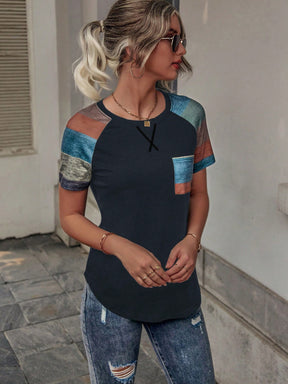 Camisa Feminina Estilo Casual com Detalhes em Blocos de Cor - Jaqueline