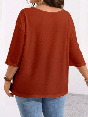 Camisa Feminina Minimalista Gola Redonda - Zayla. Plus Size