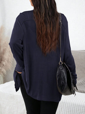 Cardigan Feminina com botões na frontal e bolsos duplos - Melany. Plus Size