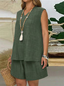 Conjunto Feminino com Regata Gola Entalhe e Bolsos - Laura. Plus Size