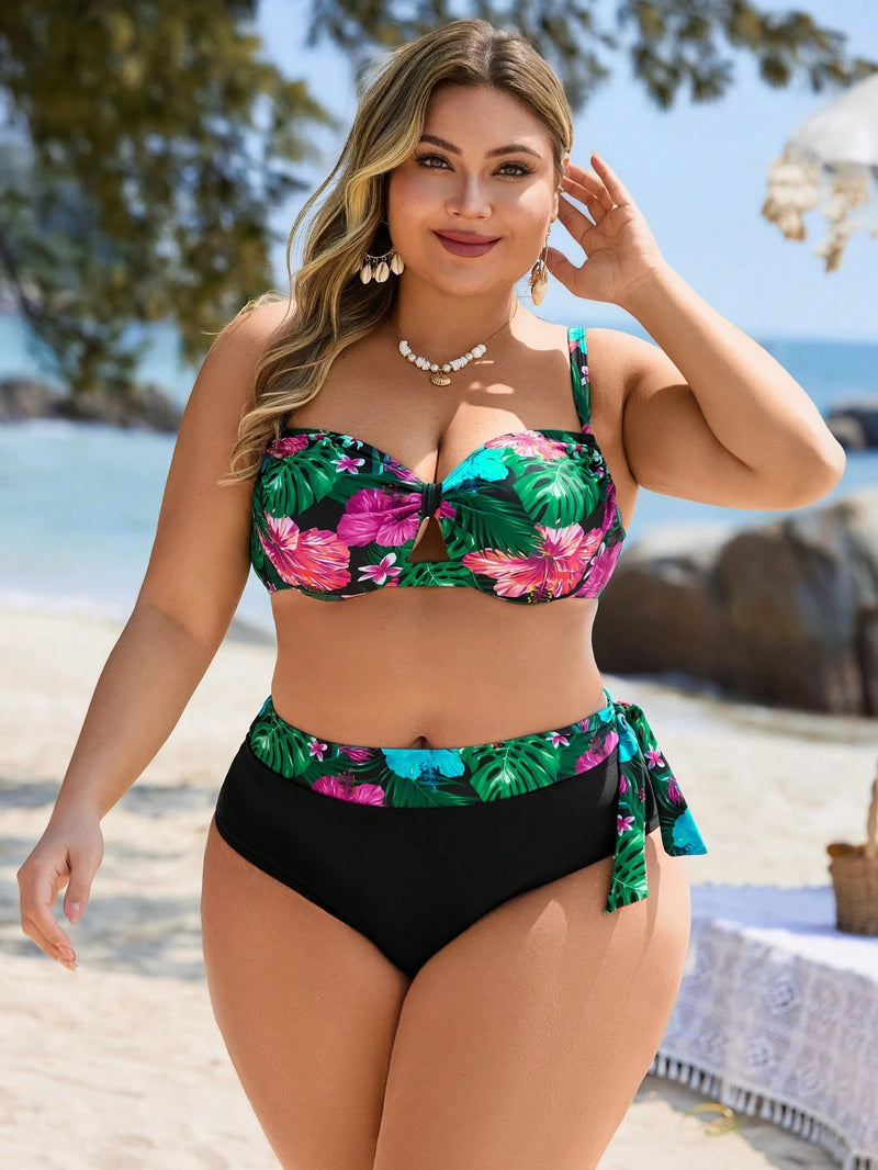 Conjunto de Biquíni Feminino 2 Peças com Top Assimétrico - Serena. Plus Size